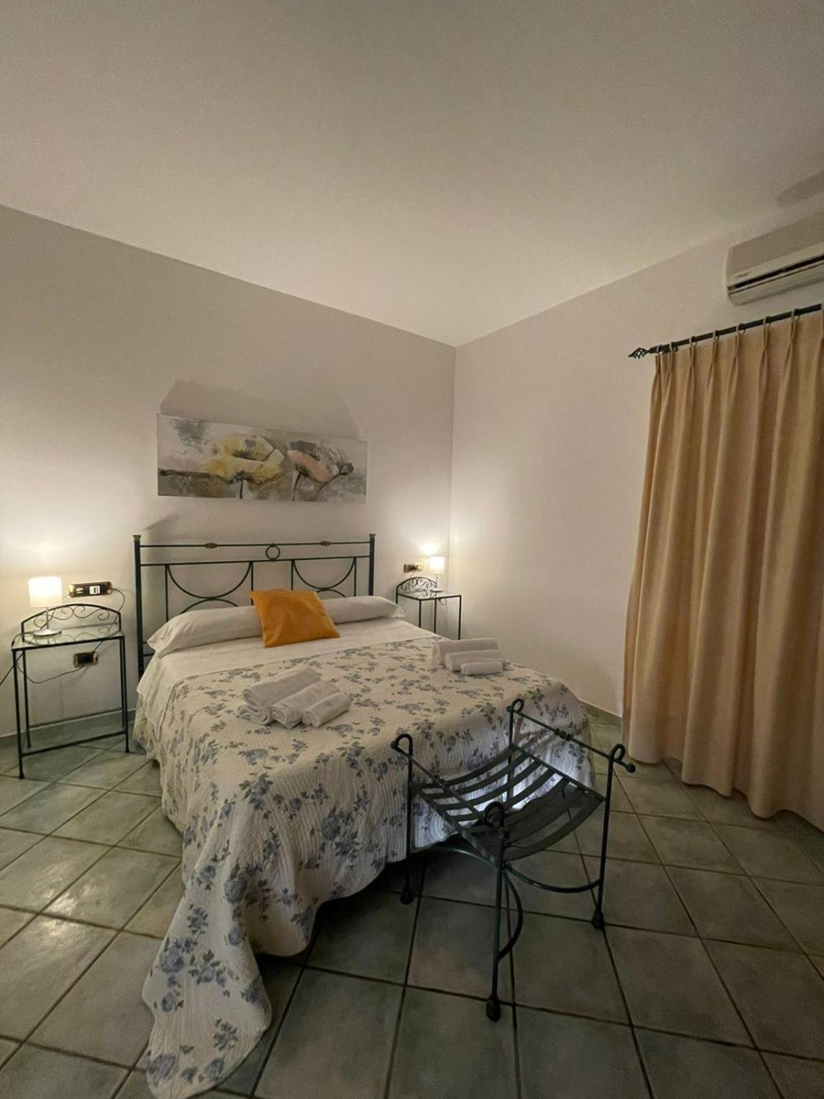 Hotel Residence Da Carmelo Palinuro Buitenkant foto